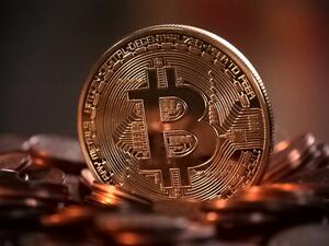 Bitcoin загуби над 11 процента от стойността си в неделя