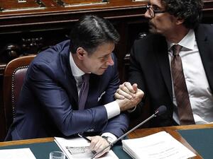 Италианските власти обсъждат възможностите за намаляване на бюджетния дефицит