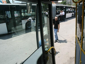 Автобусните превозвачи ще обсъдят днес с министрите на транспорта Росен