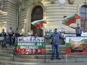 Биопроизводители протестират с искане министър Порожанов да подаде оставка