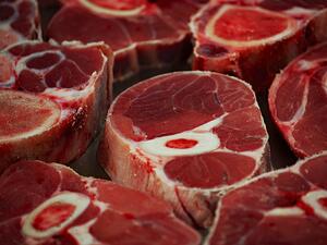 Експерт: Покачването на цената на свинското е изцяло вредна спекула