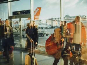 КЗП: При пътуване със самолет багажът се счита за загубен, ако не бъде доставен до 21 дни