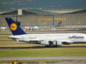 "Луфтханза" отмени 1300 полета днес и утре заради стачка на кабинния екипаж