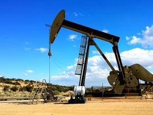 Търговските запаси от петрол в САЩ спадат през миналата седмица
