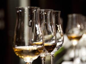 Глобалното търсене на вино e на 27-годишно дъно заради високите цени