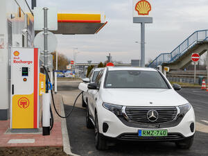 Shell спестява около 1 милион тона въглеродни емисии на година с използването на LNG и био LNG в автомобилния транспорт в Германия