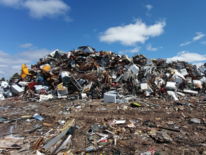 Северна Македония може да забрани вноса на отпадъци след случая в България