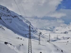 Електроразпределение Юг работи за възстановяването на електрозахранването в засегнатите от снега места в Югоизточна България