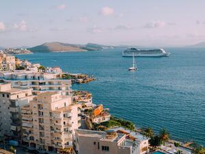 Гърция отвори 6 пристанища за круизни кораби 
