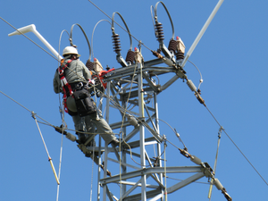 Националната електрическа компания спира да купува ток от "КонтурГлобал"
