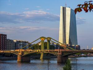 Европейската централна банка сменя Eurotower с по-модерен небостъргач