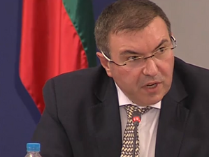 Здравният министър обяви, че България е в началото на третата вълна на COVID-19