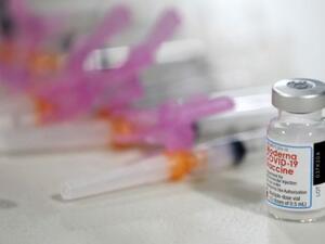 Европейският лекарствен регулатор одобри бустерна доза от ваксината на „Модерна“