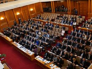 Бюджет 2023 мина на първо четене в Парламента
