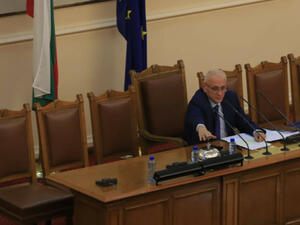 Д-р Силви Кирилов откри първото заседание на 47-ото Народно събрание