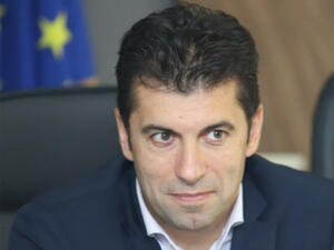 Петков и Блинкън обсъдиха енергийните доставки за България