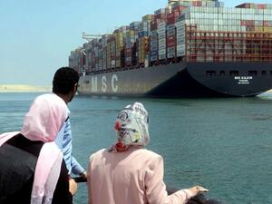 Товарният кораб, който заседна в Суецкия канал, беше освободен