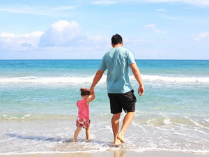 Отпуск и обезщетение за бащите на деца до 8 години от 1 август