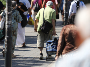 Един на десет българи получава пожизнена втора пенсия