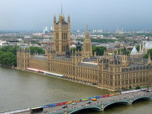 Обединеното кралство въвежда входна такса за туристите