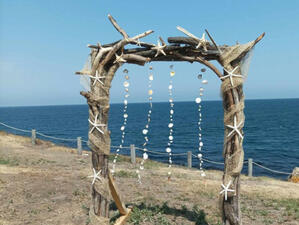 Нова атракция за младоженци предлага остров "Света Анастасия"