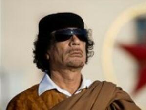 Въпросът за оттегляне на Кадафи е бил обсъден от делегацията на Африканския съюз