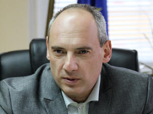 <p>Едуард Стойчев, председател на ДКСБТ</p>