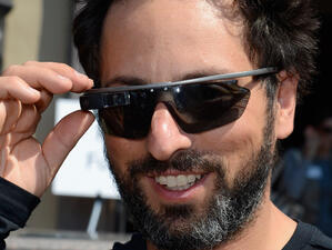 Първите бройки на Google Glass вече са факт