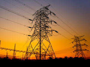 Новите цени на тока влизат в сила от днес