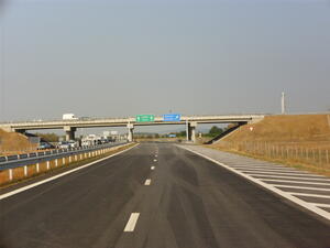 Строителството на лот 3 на автомагистрала "Струма" започва през 2015 г. 