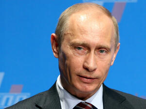 Путин приобщи Украйна със заем за милиарди