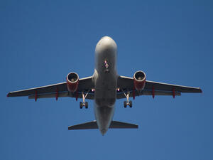 ЕП защитава права на пътниците във въздушния транспорт