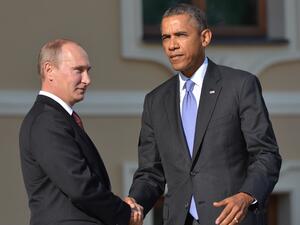 Путин и Обама обсъдиха кризата в Украйна по телефона
