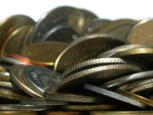БНБ дава 64 тона монети за претопяване