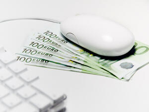 Едва 2% от българите използват онлайн банкиране