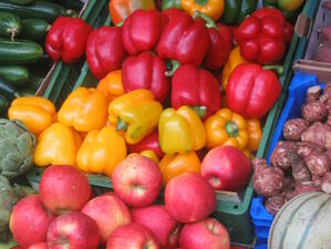 Цените на плодовете и зеленчуците бележат увеличение
