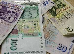 БНБ поръча печатането на 60 млн. банкноти заради банковата криза