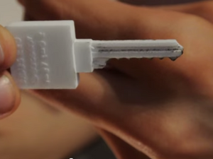 3D принтер прави ключове, които отключват всяка врата (ВИДЕО)