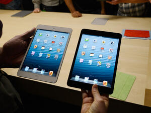 Apple работи по гигантски iPad?