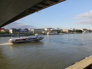 Раздвижване на круизния туризъм по река Дунав през последните години