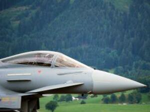 Летящи над Европа руски изтребители вдигнаха НАТО в бойна готовност