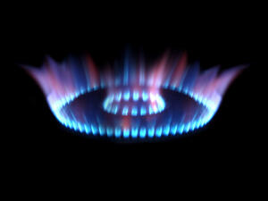 КЕВР реши: Газът поевтинява с 13,17% от 1 април