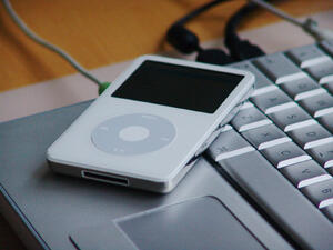 Apple пуска нова музикална услуга за 10 долара на месец