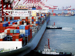 Лек ръст при износа към трети страни