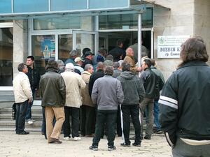 Безработицата в България остана непроменена през декември миналата година