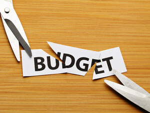 Цената на бюджетното преизпълнение