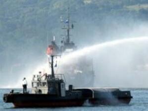 Военен танкер-бункировчик "горя" във Варна