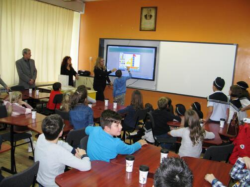 Днес EVN България награди учениците от ОУ Братя Миладинови Бургас