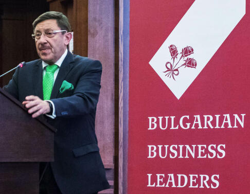 Българският PR експерт и дипломат Максим Бехар бе избран отново