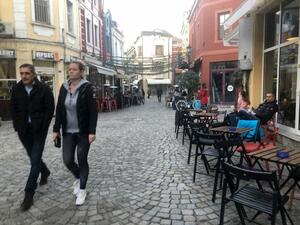 "Индипендънт“: В най-бързо намаляващата нация в света, древният Пловдив обръща тенденцията